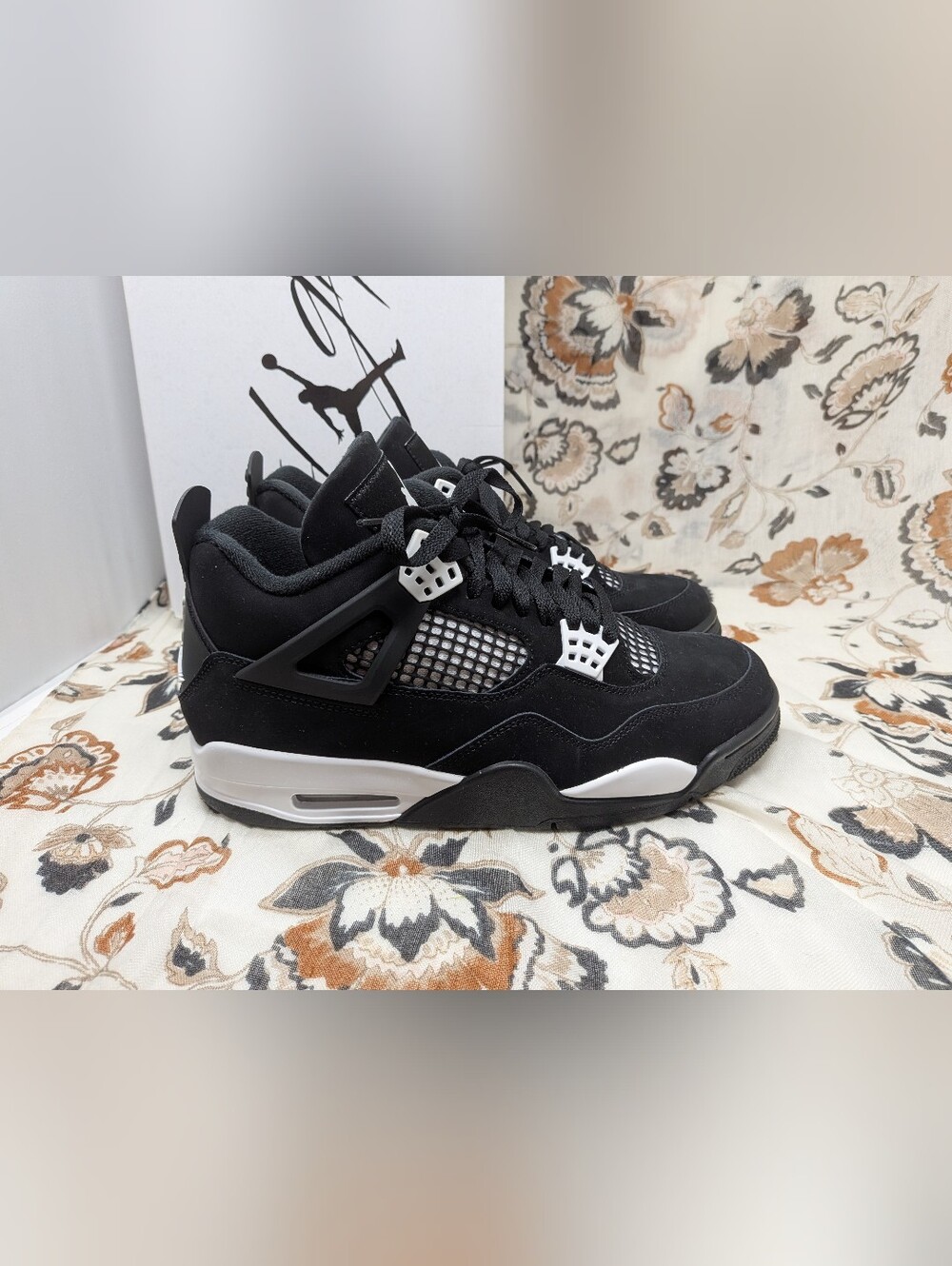 Nike Air Jordan 4 Retro White Thunder Black White Mens US Size 9
